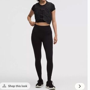 NWT Fast and Free High-Rise Tight 25"
5 Pocket Black